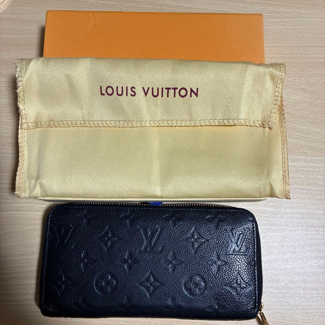 ノエ　　　LOUIS VUITTON アンプラント長財布