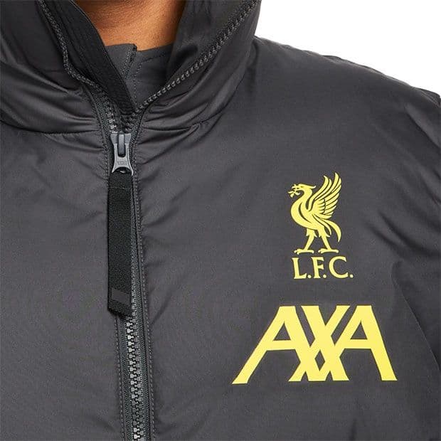 新品Nike Liverpool FC ベンチコートリバプール