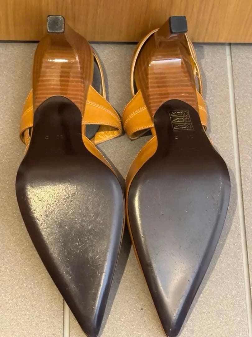 GUCCI サイズ39 C パンプス