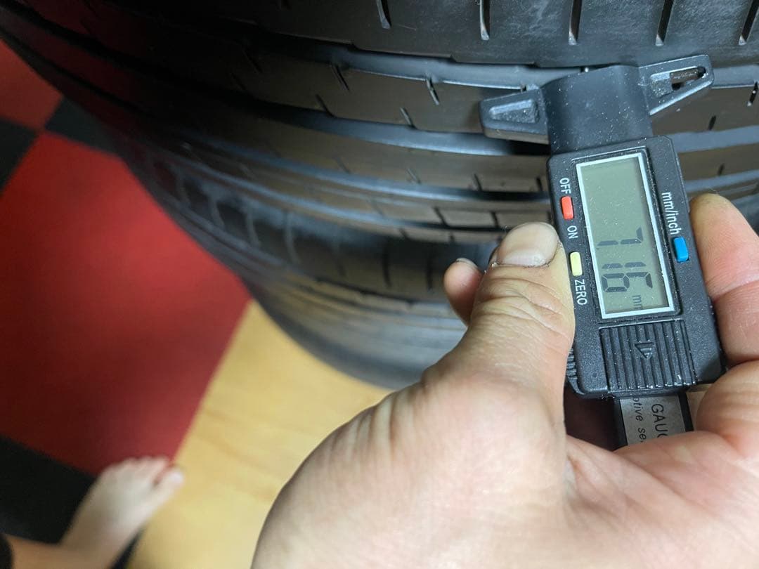 (キングダム)サマタイヤ．225/55/R18．4本セット．