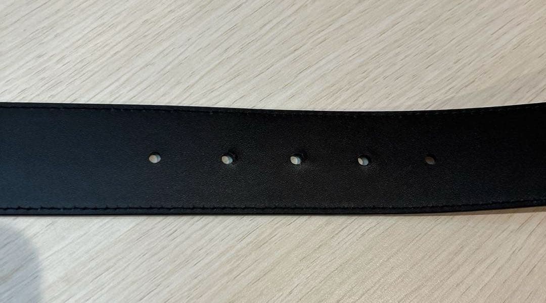 ルイヴィトン　新品ベルトLVバックル　リバーシブル　ホワイト　ブラック