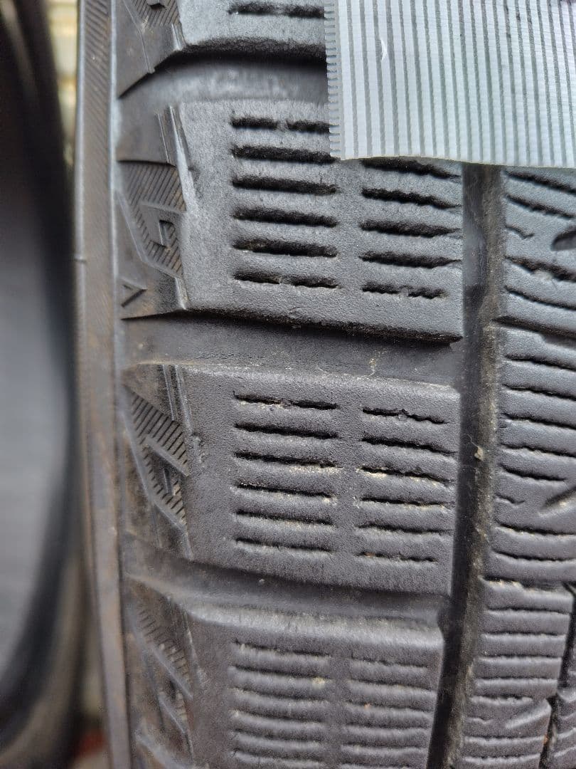 ヨコハマ アイスガード IG60 215/55R17 8分山２本セット