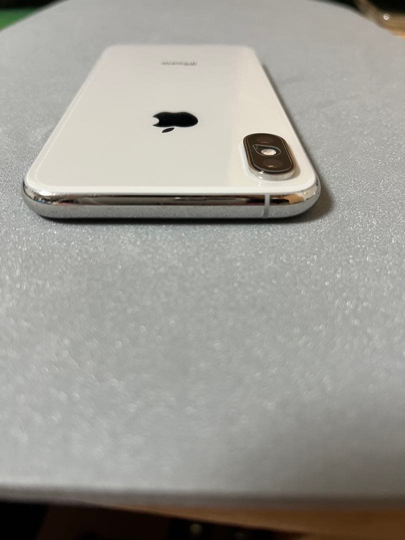 Apple iPhone Xs 256gb シルバー 本体
