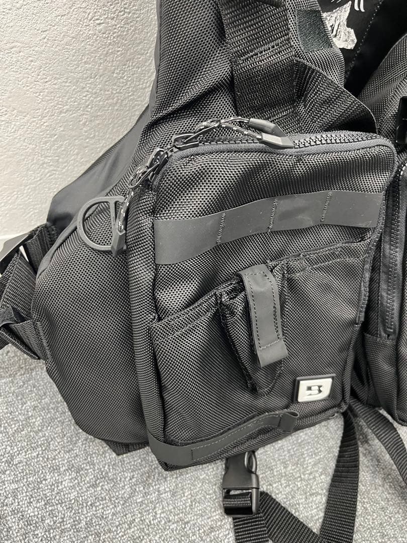 【美品】ブルーストーム Bluestorm レバンテ ゲームベスト ブラック