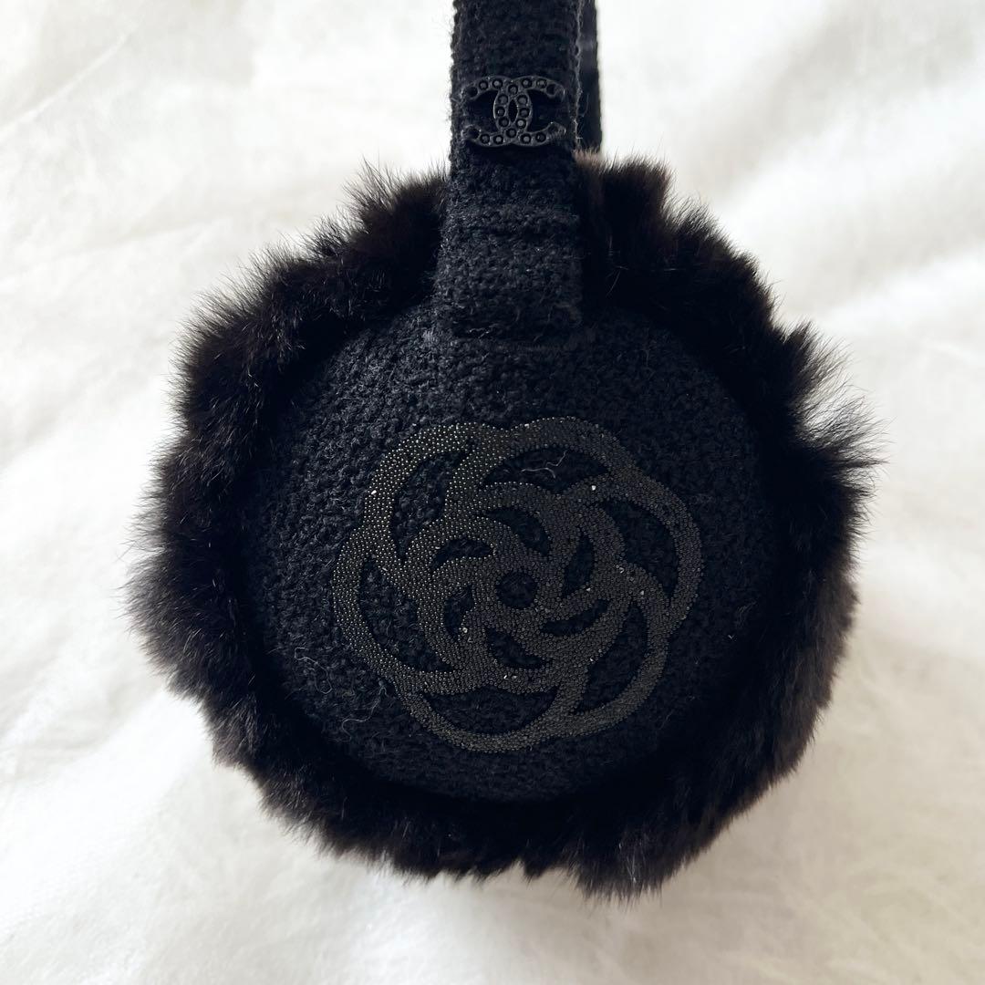 シャネル　イヤーマフ　カメリア　ココマーク　ツイード　ラパンファー　黒　ブラック