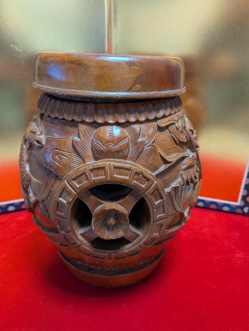 古家具　木彫り　スツール　龍鳳彫　アンティーク　小物入れ兼用