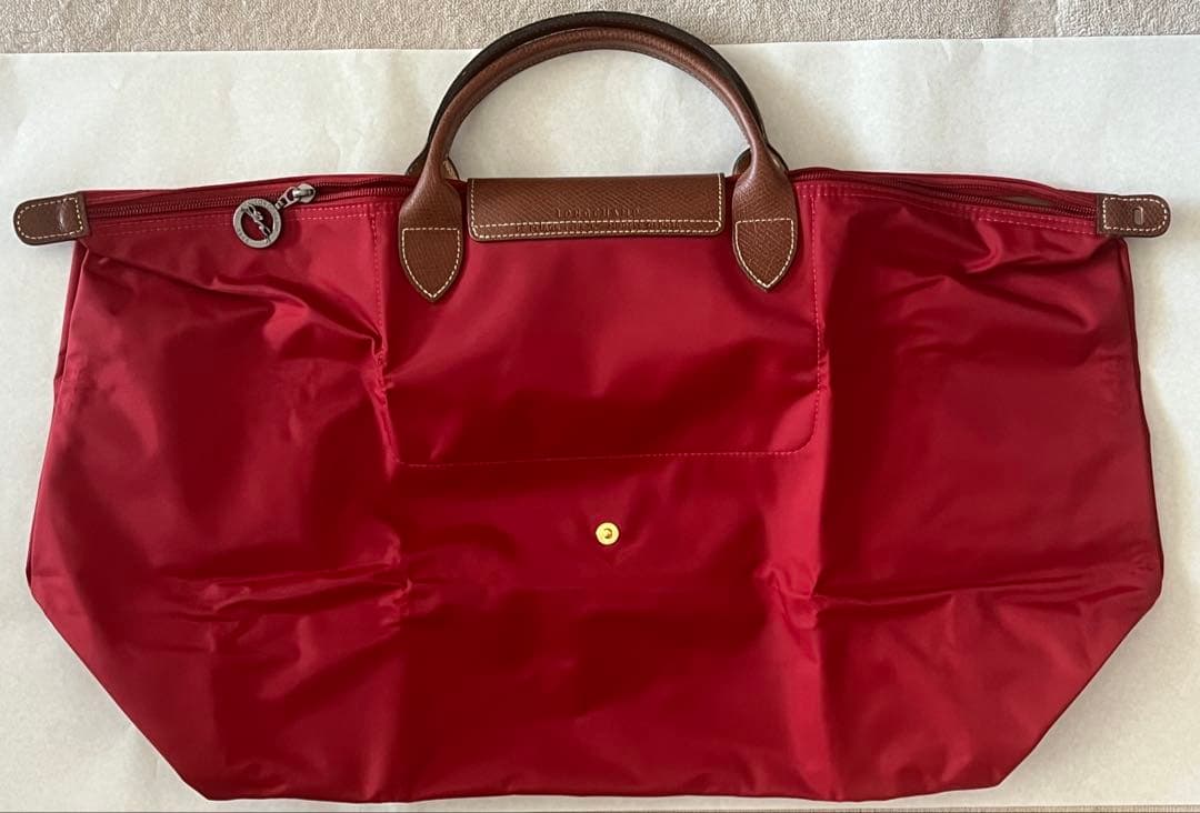 ロンシャン・ル プリアージュトラベルバッグ（完売の貴重な赤色）