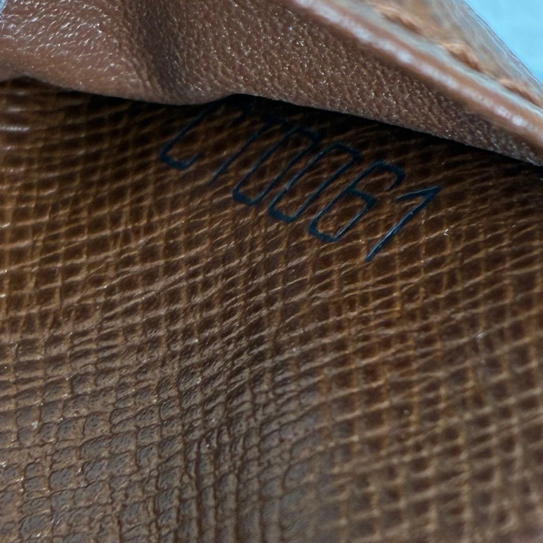 極美品　55 VUITTON ルイヴィトン モノグラム 二つ折り財布　kt6