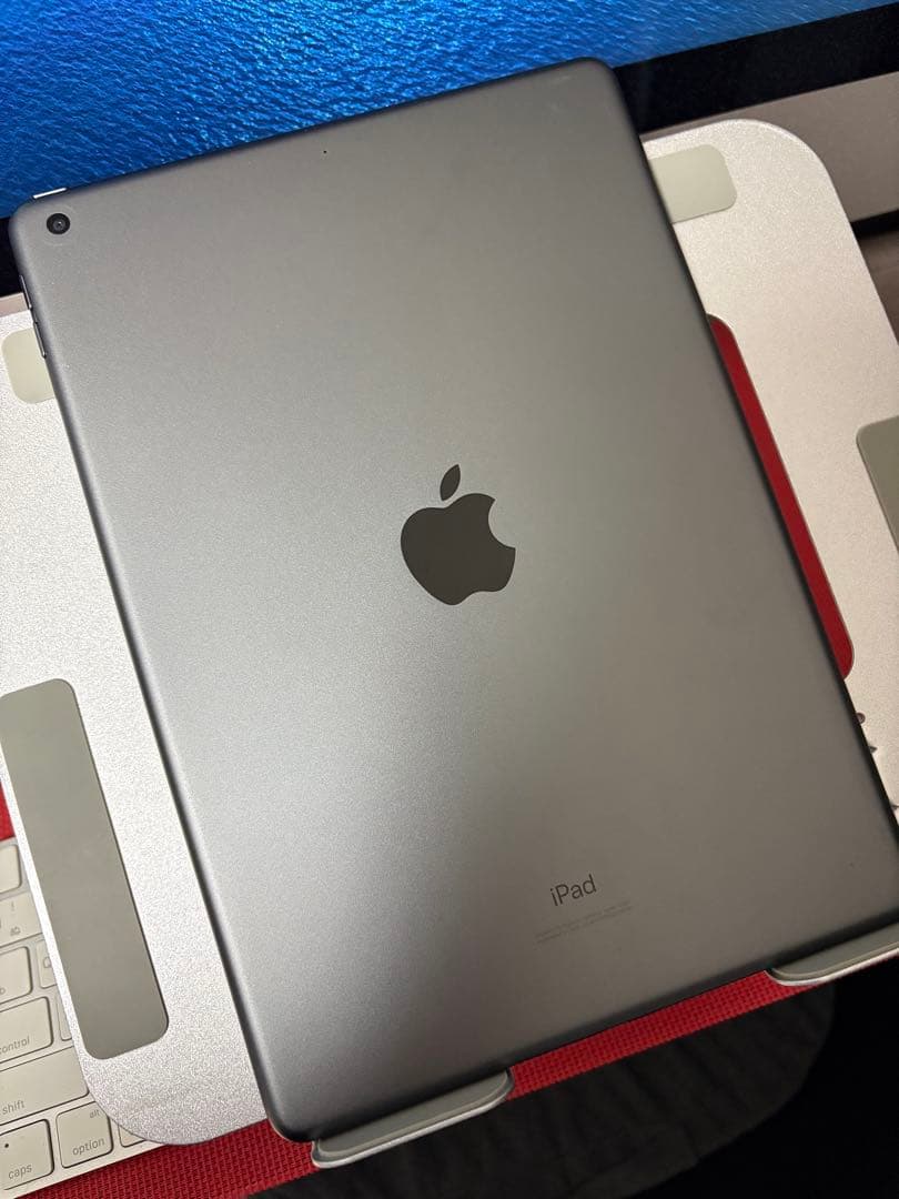 【美品】iPad 第7世代32GB　Wi-Fiモデル