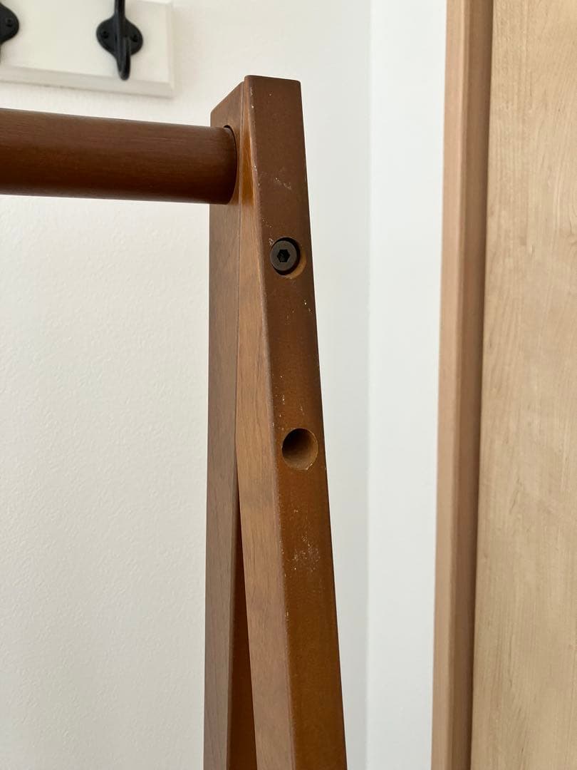 【無印良品】木製コートハンガー　ウォールナット（廃盤品）
