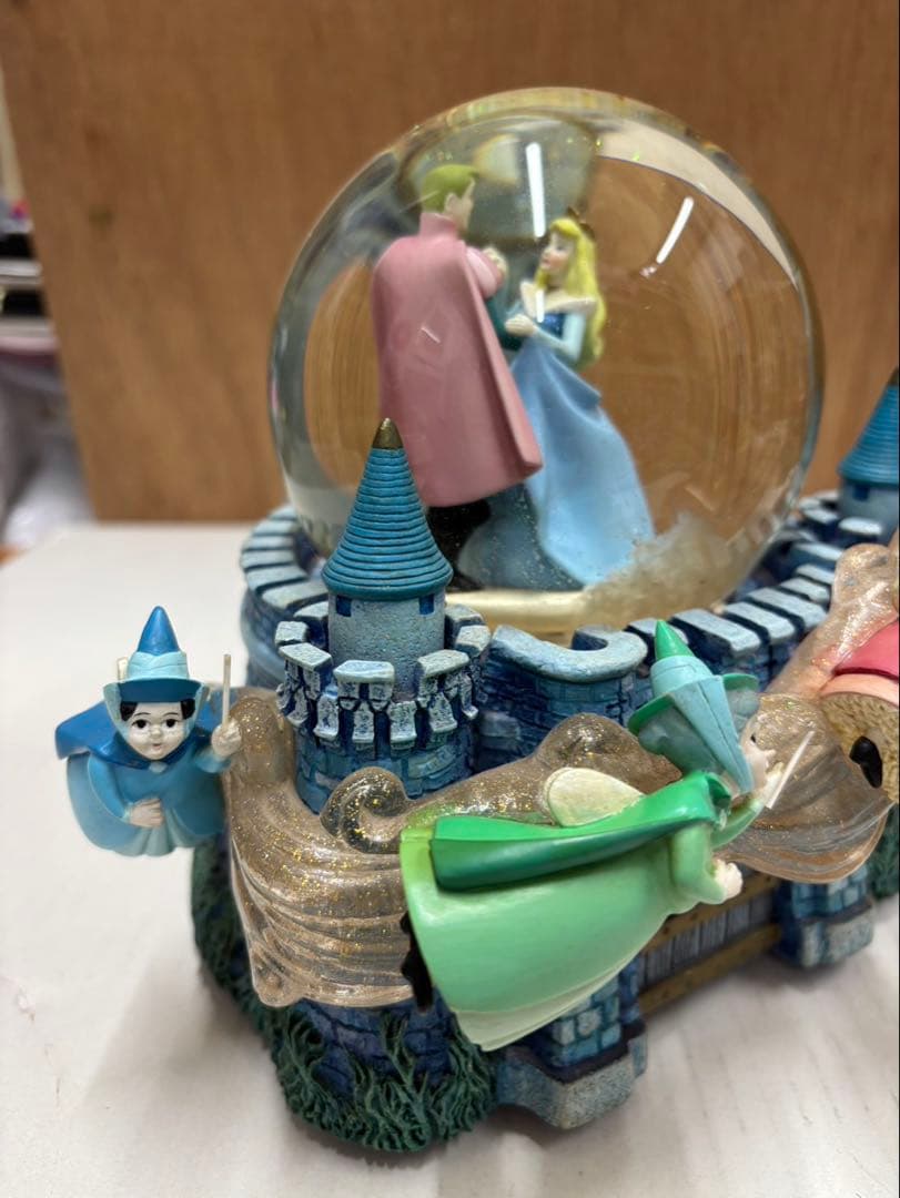 ディズニー スノードーム 眠れる森の美女 オルゴール