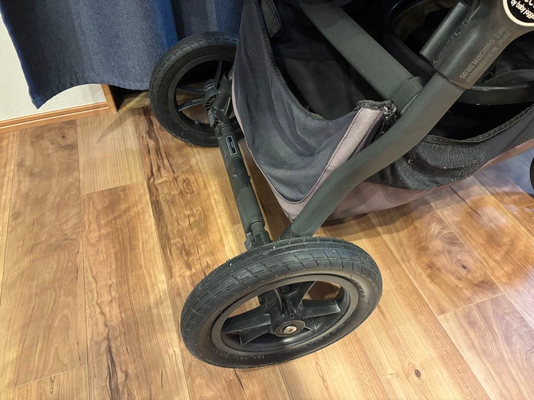 ベビージョガー　ベビーカー　バギーシティセレクト2人乗り　双子　発送費出品者負担