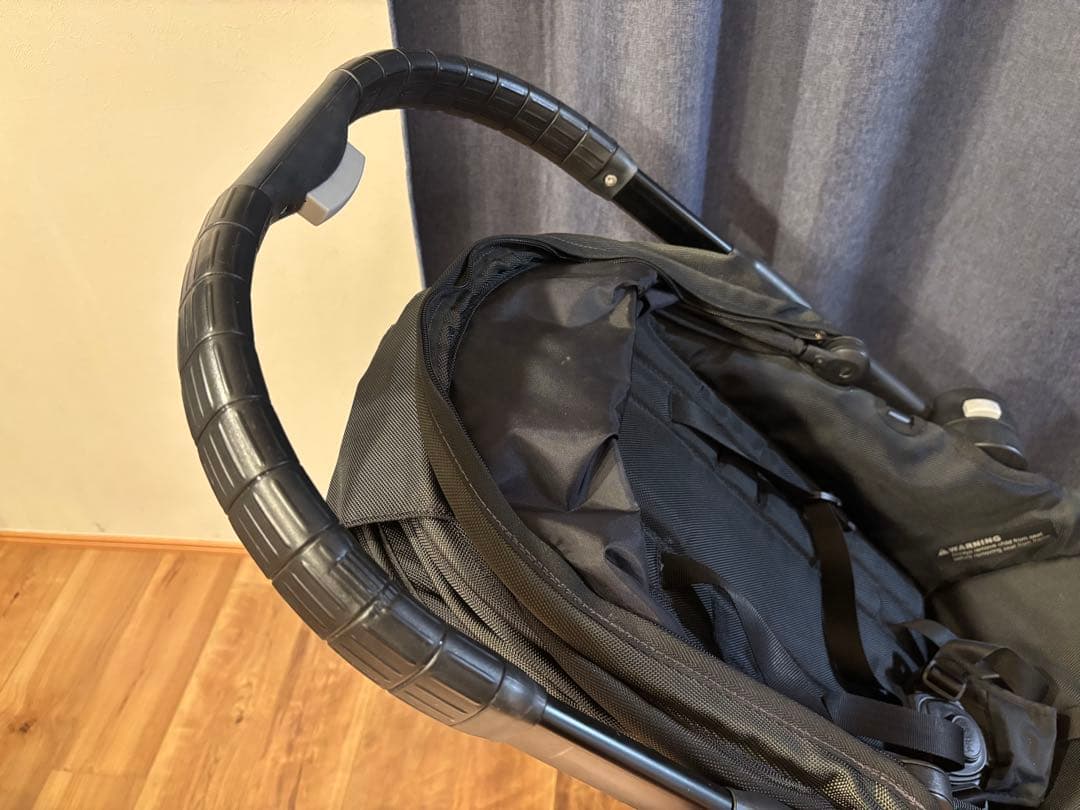 ベビージョガー　ベビーカー　バギーシティセレクト2人乗り　双子　発送費出品者負担