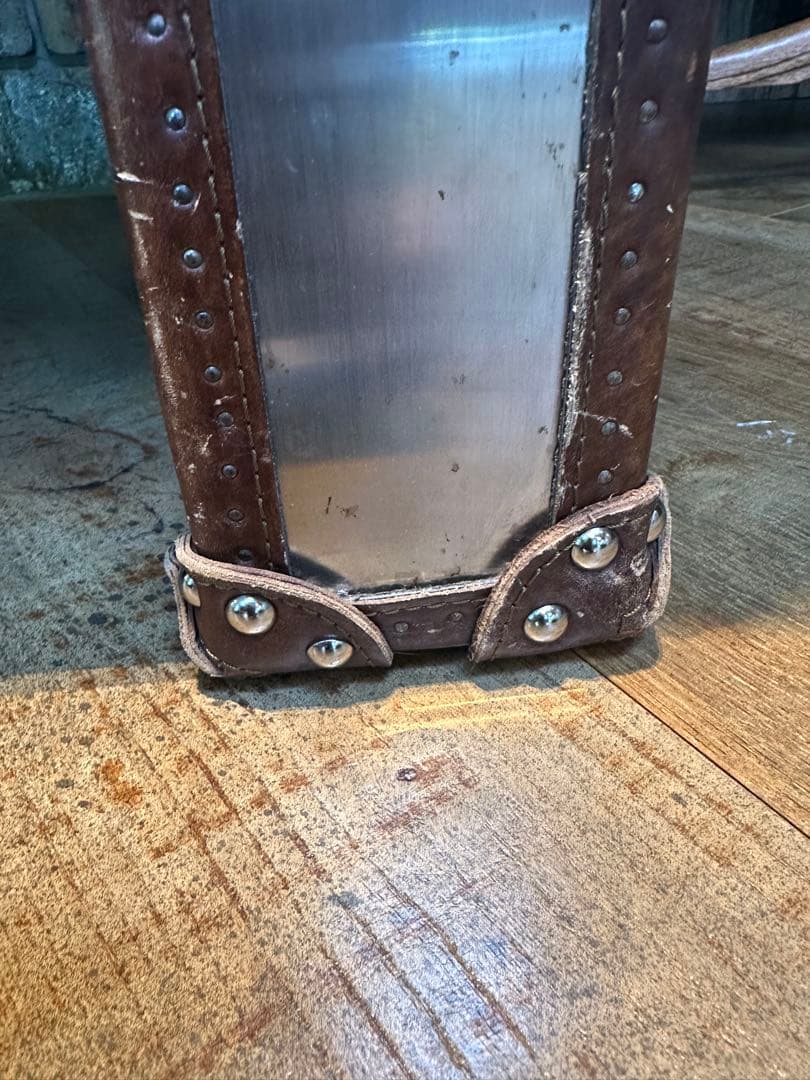 センターテーブル・ローテーブル HALO SLAB SMALL COFFEE TABLE