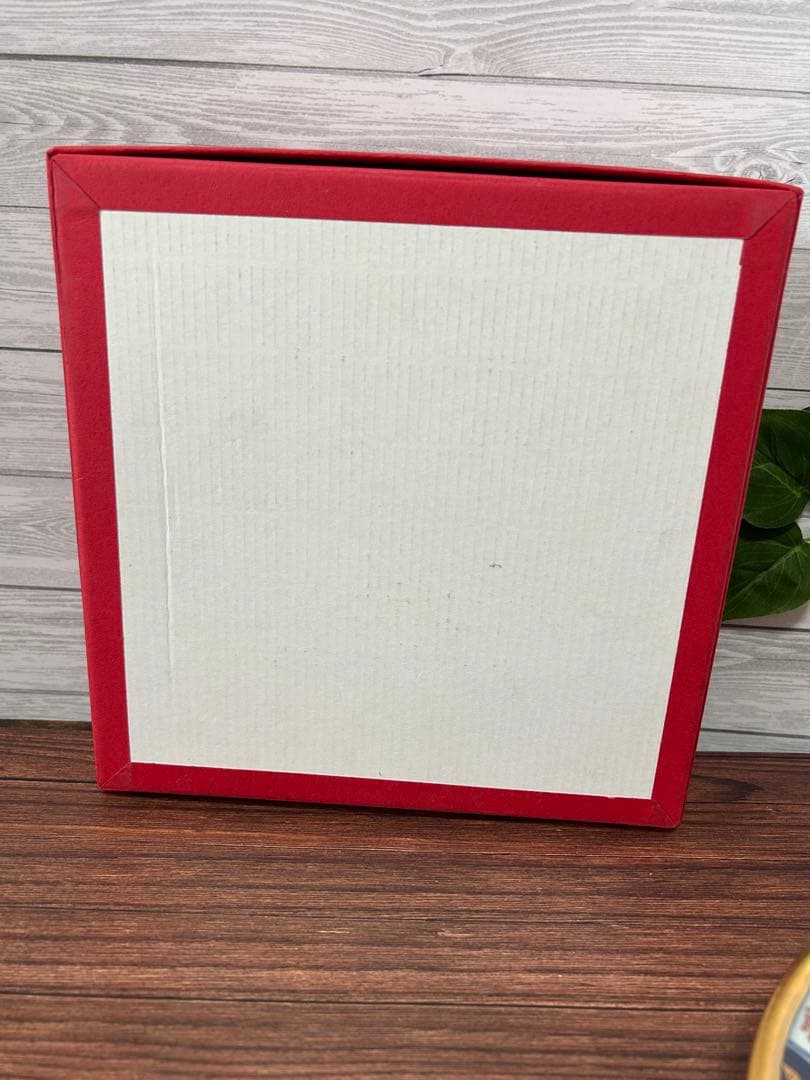 有田焼×ハローキティ　古伊万里柄金彩牡丹 深皿(スープ皿) 箱あり