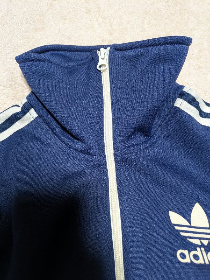 adidas ジャージワンピース　ネイビー　紺　トラックジャケット