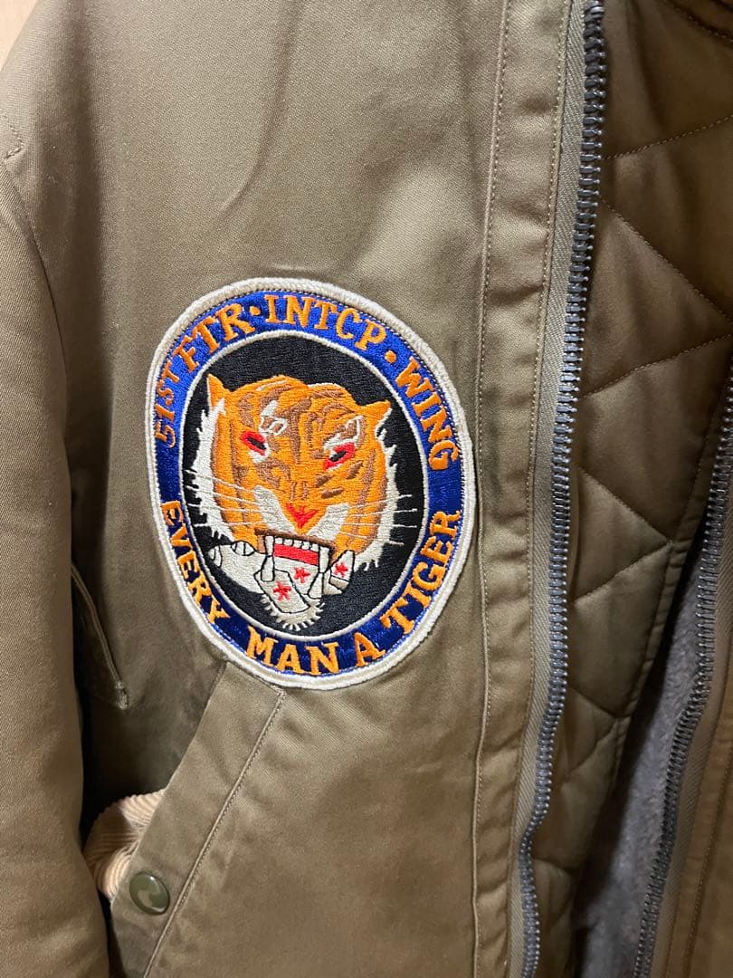 新*生様 バズリクソンズ　フライトジャケット　B-15B 40