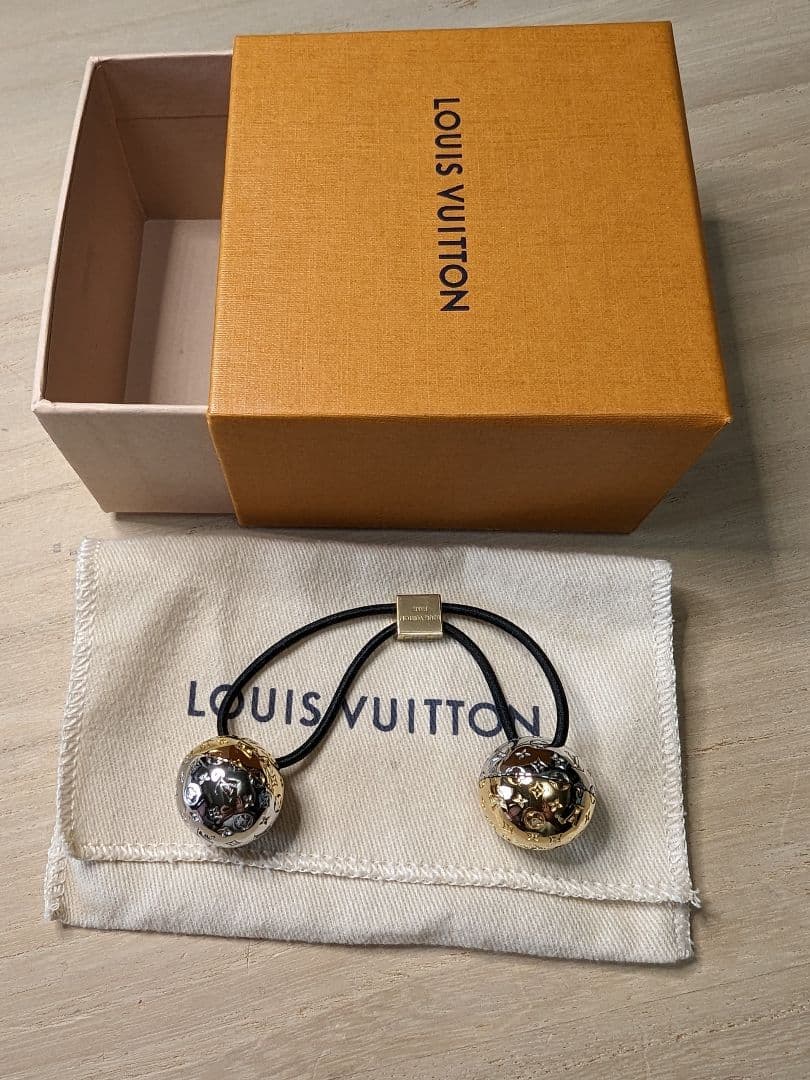 ルイヴィトンヘアゴムヘアアクセサリーシュシュナノグラムプラネット未使用品