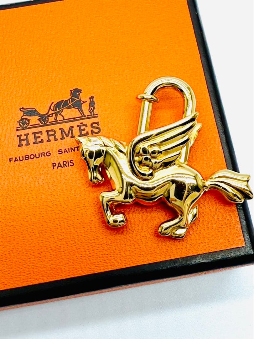 HERMES ペガサス　カデナ　エルメス　南京錠　ゴールド