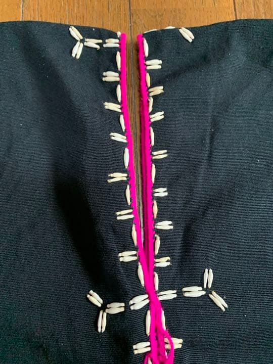 カレン族手刺繍貫頭衣・オリジナル・美品