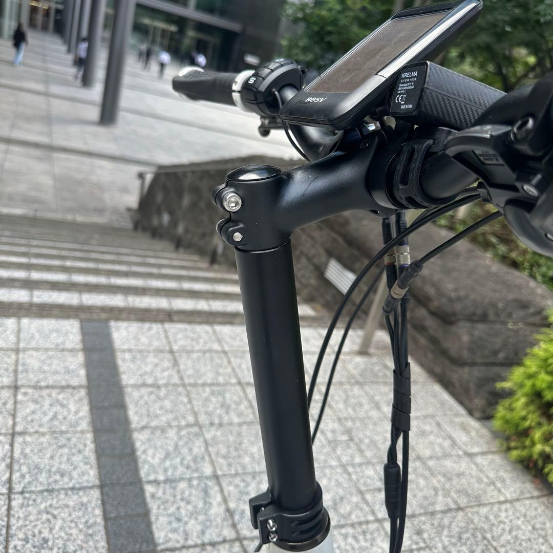 ゴン　ベスビー BESV PSA1 電動アシスト自転車 20インチ 白黒