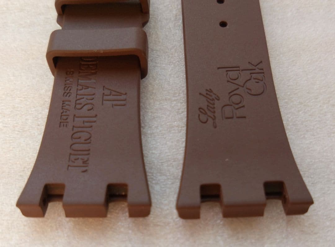 オーデマ・ピゲ ロイヤルオーク 純正ベルト (ラバー／ブラウン)