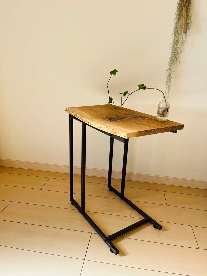 レジンテーブル　ソファテーブル　サイドテーブル　オーク　一枚板