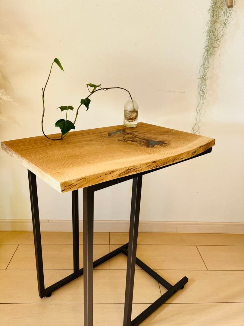 レジンテーブル　ソファテーブル　サイドテーブル　オーク　一枚板