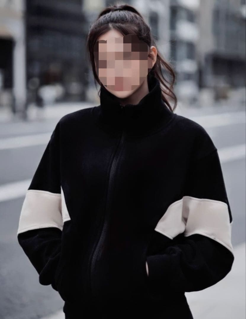 レアLYFTリフトフルジップアップ完売品スウェットジャケットモックネックアウター