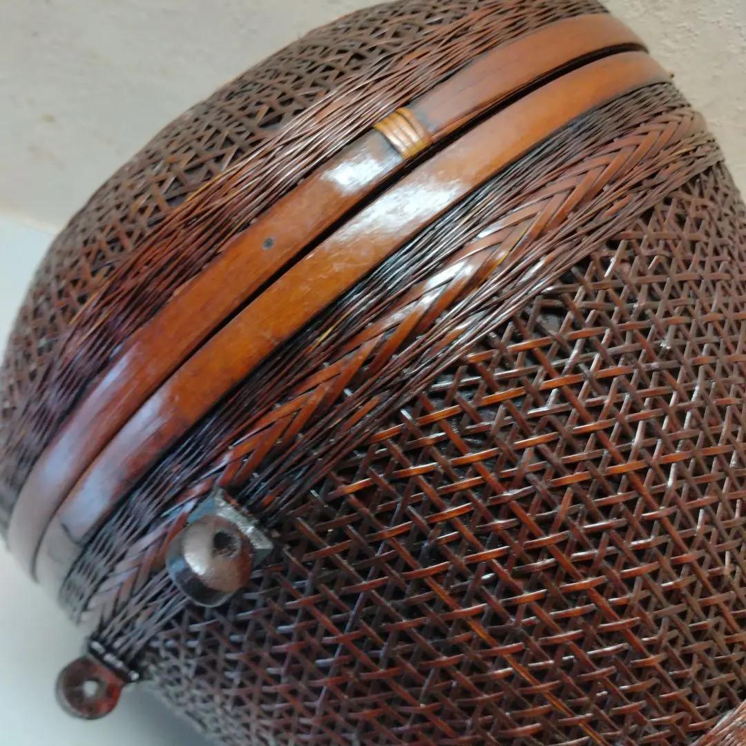 ★細かい竹編みの蓋つき籠（昭和時代）