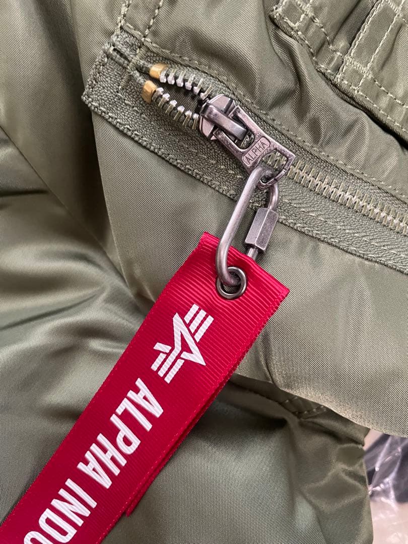 ALPHA INDUSTRIES MA-1 Sage Green Lサイズ