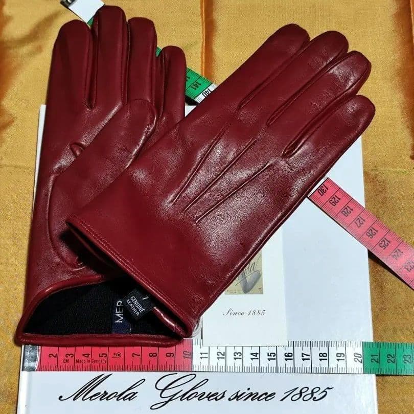 今季 メローラ ナッパルビー色 カシミア黒 グローブ 革手袋 MEROLA