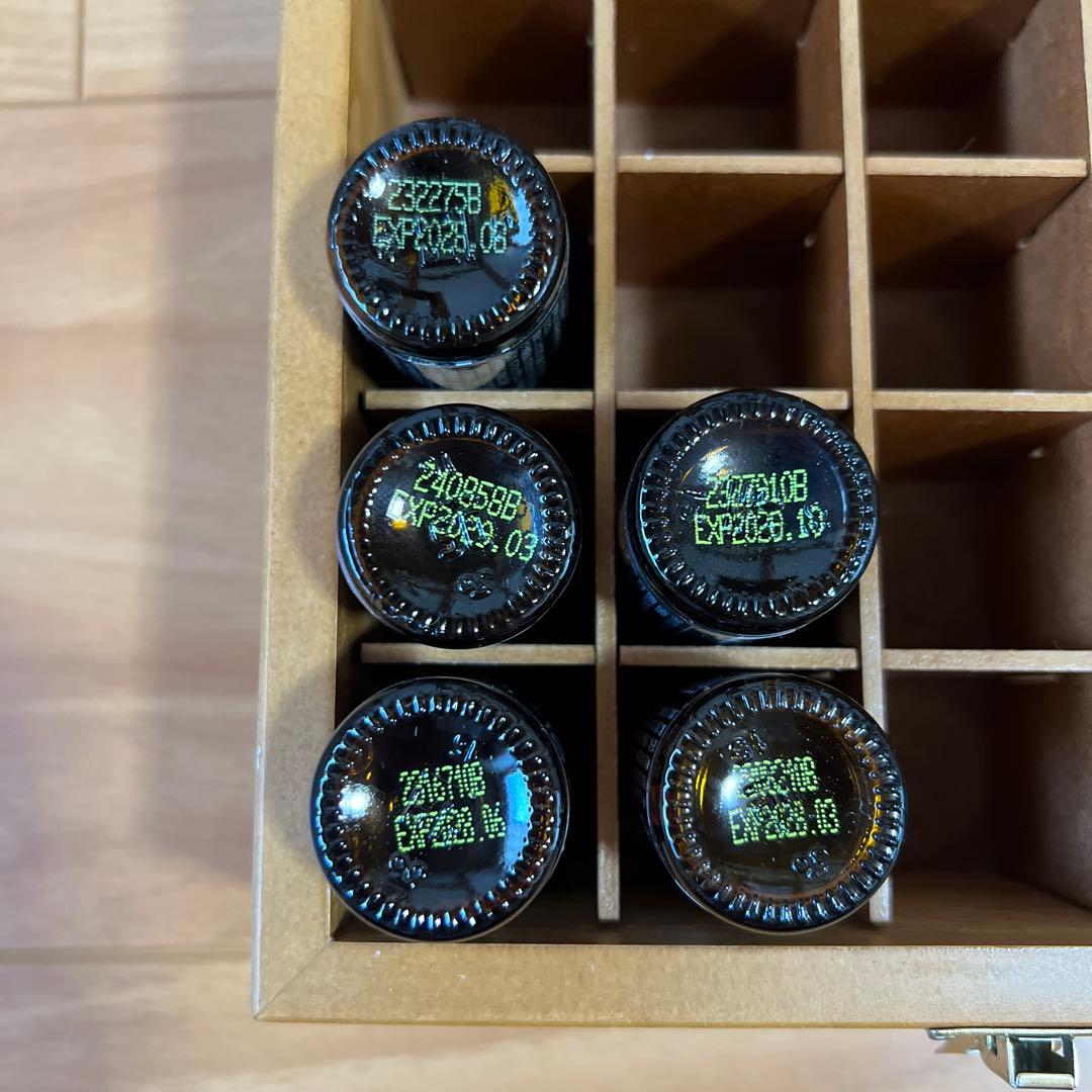 ドテラ 5本 木箱 Dr.me エッセンシャルオイル家庭医学事典 小瓶 セット