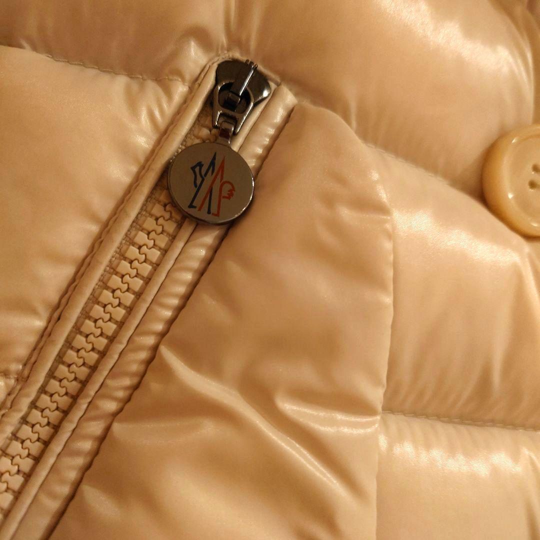 MONCLER アイボリーホワイト ダウンジャケット PLANE