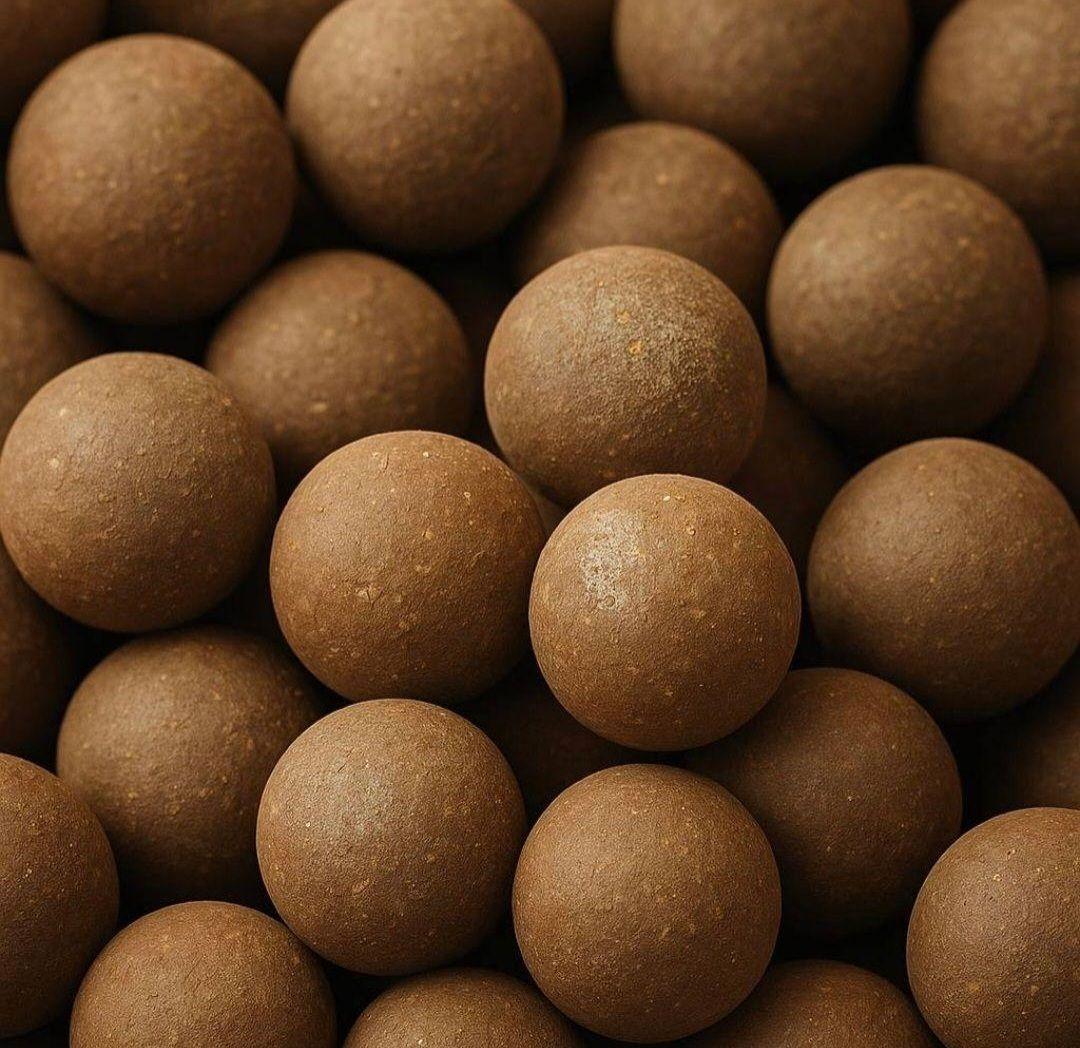 1㎏限定4セットのみ　奇跡の天然鉱石「ぐんぐん玉」観葉植物用です。