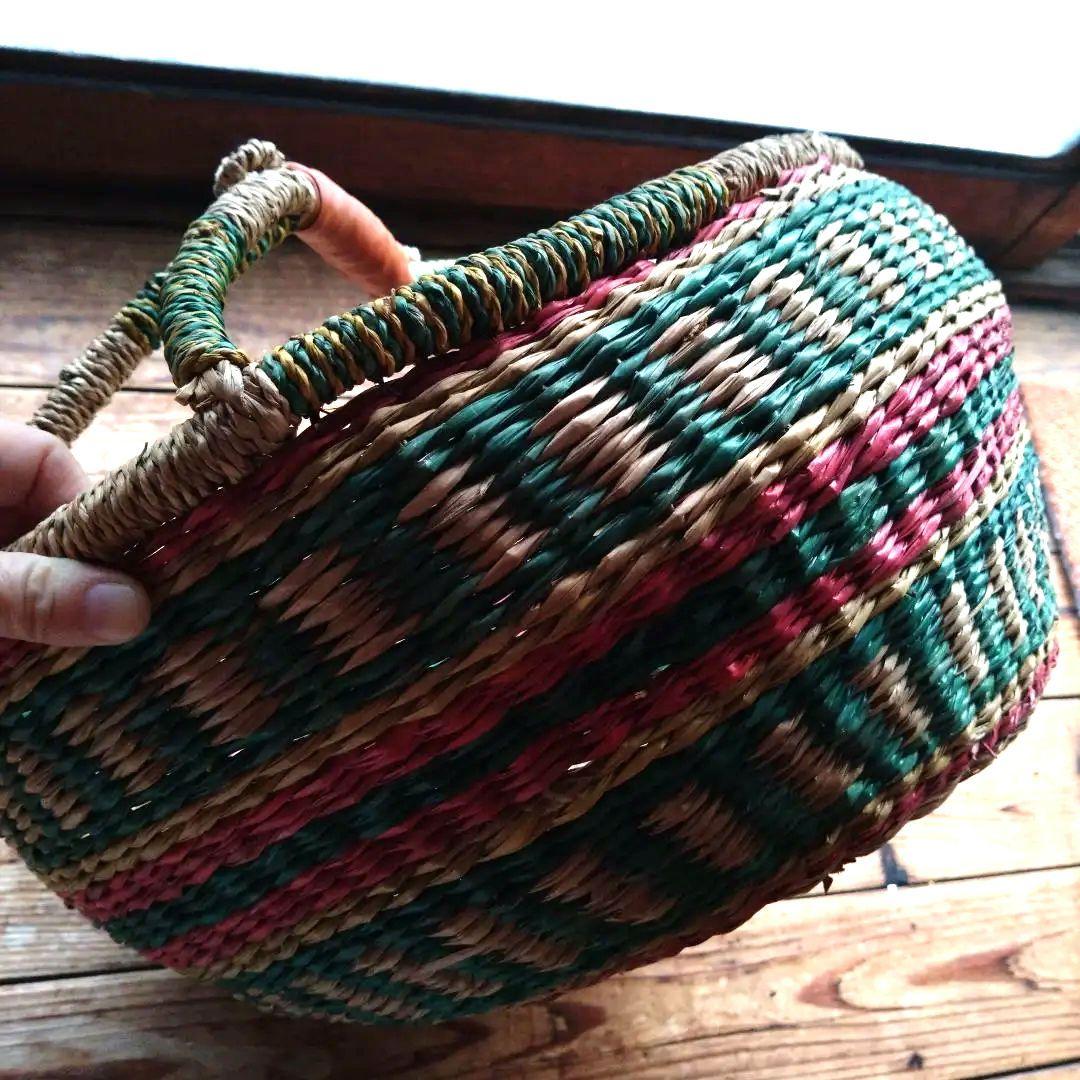 大きなバスケット　アフリカン雑貨　アフリカンバスケット　編みかご