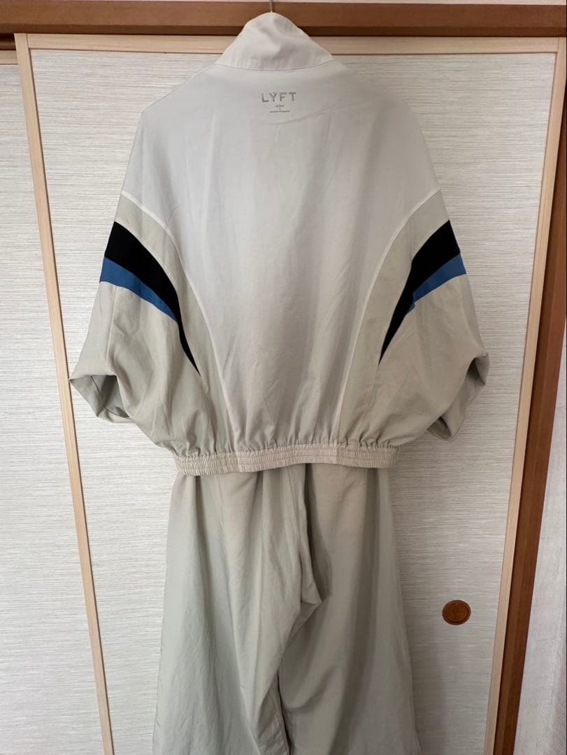 LYFT 2LINE OVERSIZE TRACK セットアップ IVORY