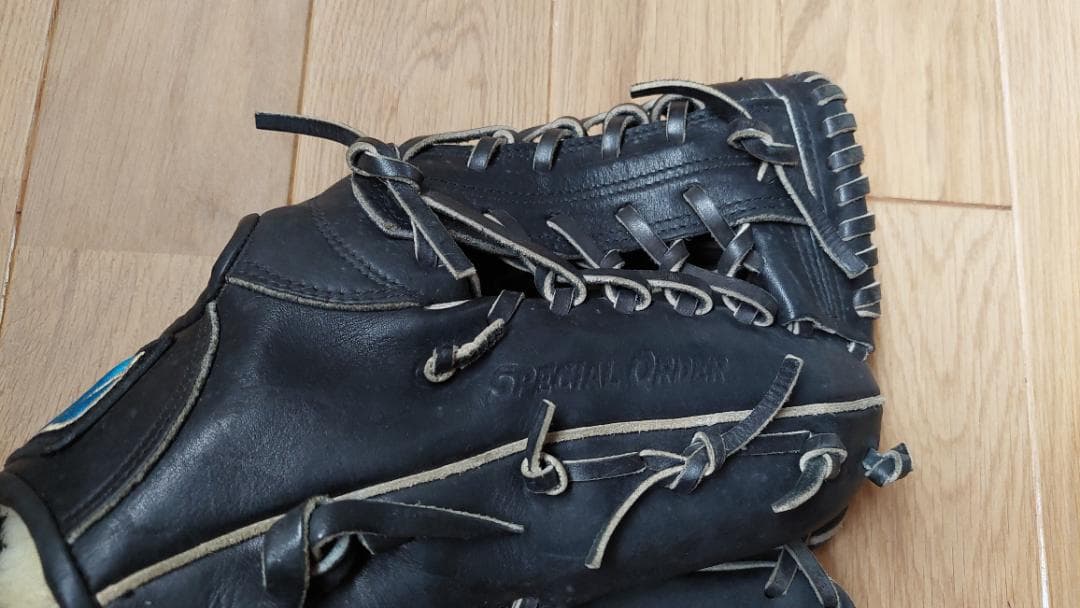 Mizuno / ミズノ 信義作 硬式 グローブ 右利き elite 88