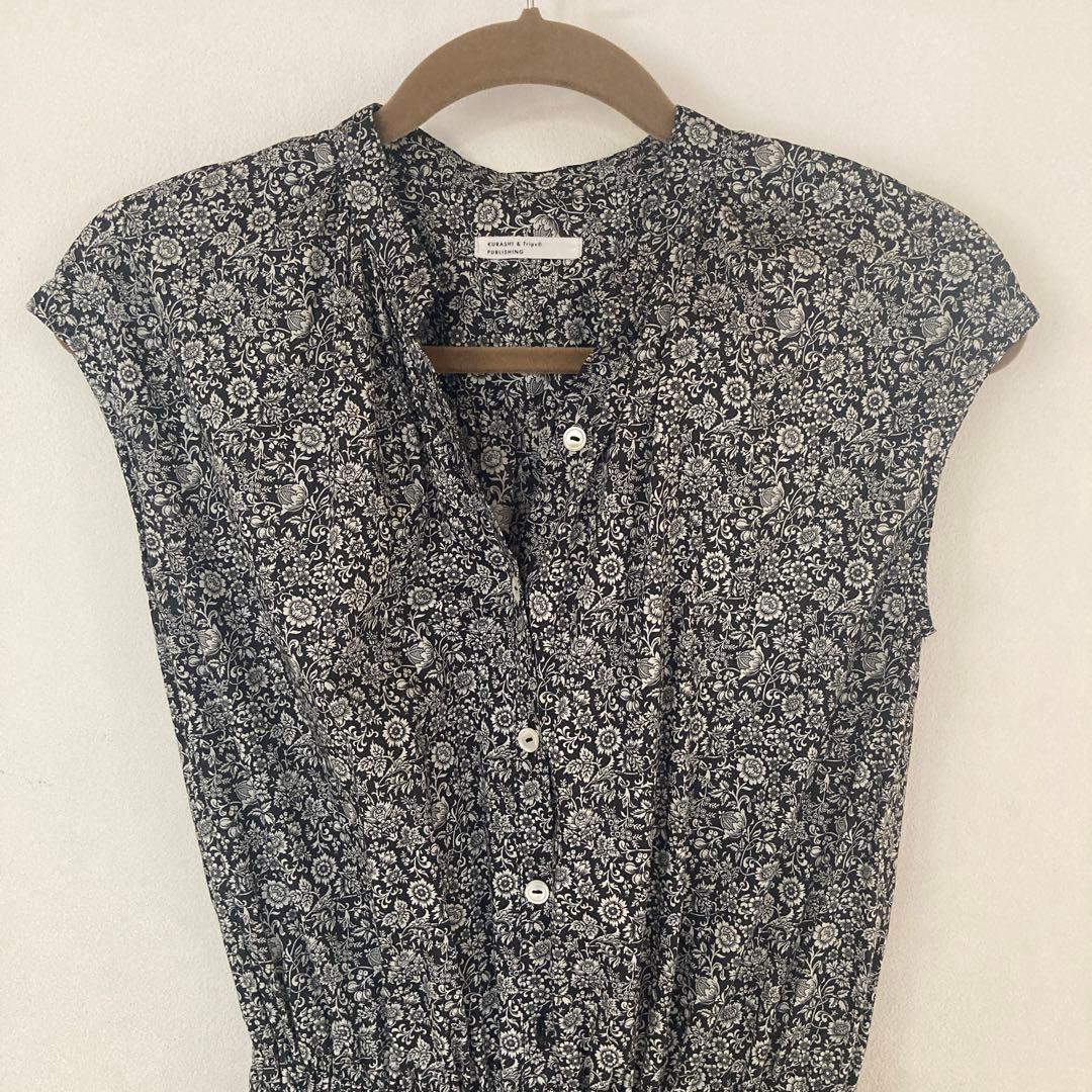 リバティプリントのオールインワン（Mサイズ）ブラック×ホワイト