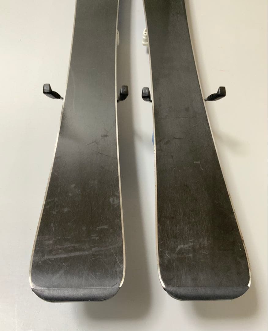 ジュニアスキー 4点セットCARVING 板80cm／ブーツ17cm