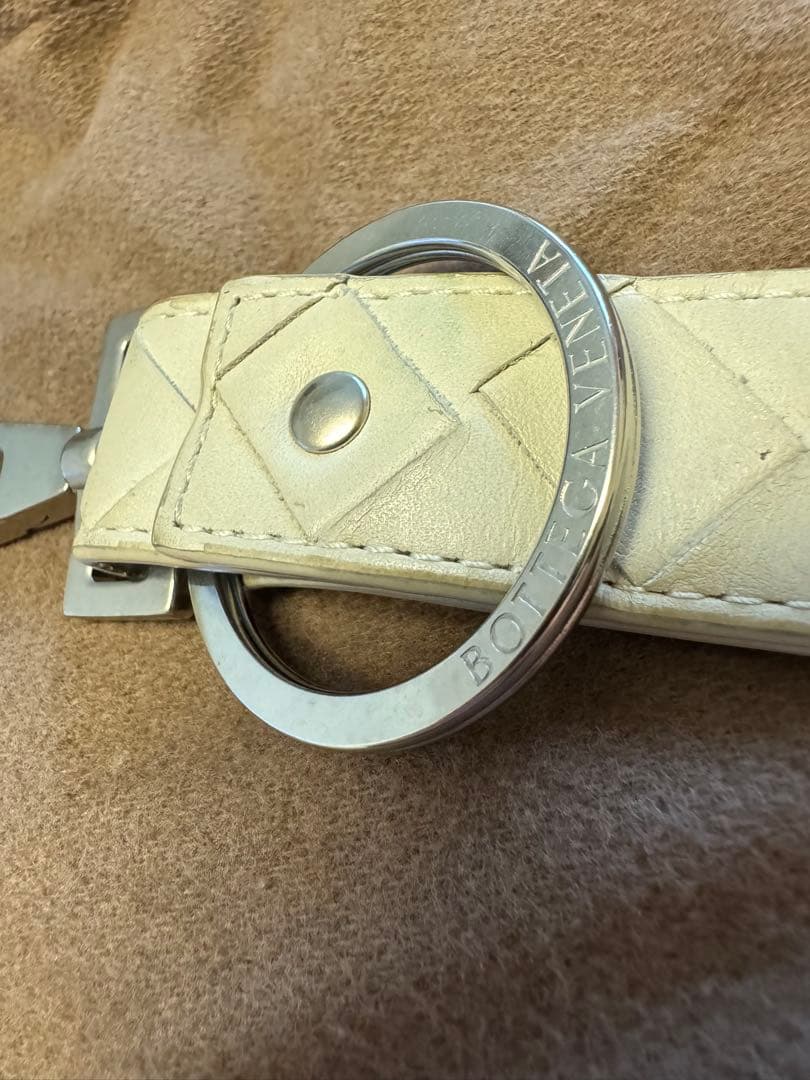 BOTTEGA VENETA キーリング(607492)アイボリー系ホワイト