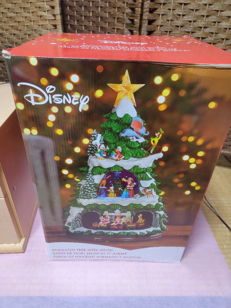 Disney アニメーション付きクリスマスツリー