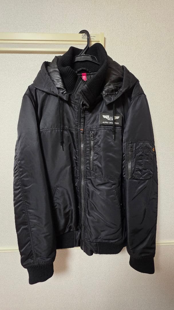 Alpha フーデットリブジャケット　黒