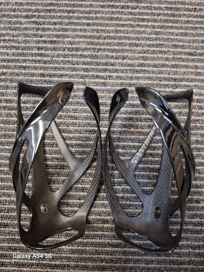 使用極少極美品S-WORKS CARBON RIB CAGE III　2個セット