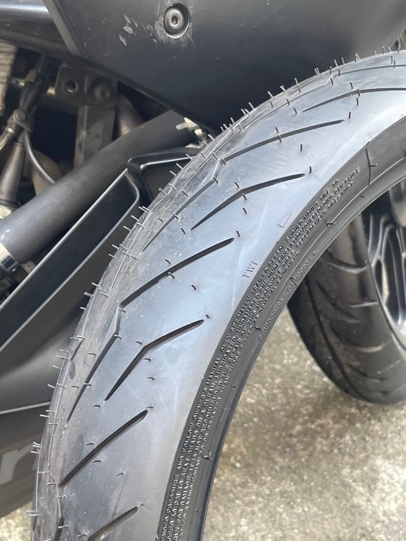 ぴ*こ様 (新品)ピレリ　ディアブロロッソⅢ 前後セット　赤ペイントペン