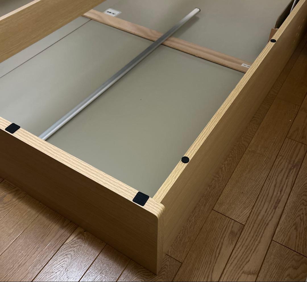 【送料込】クイーンサイズ ベッドフレーム 収納付き 油圧跳ね上げ式 木製