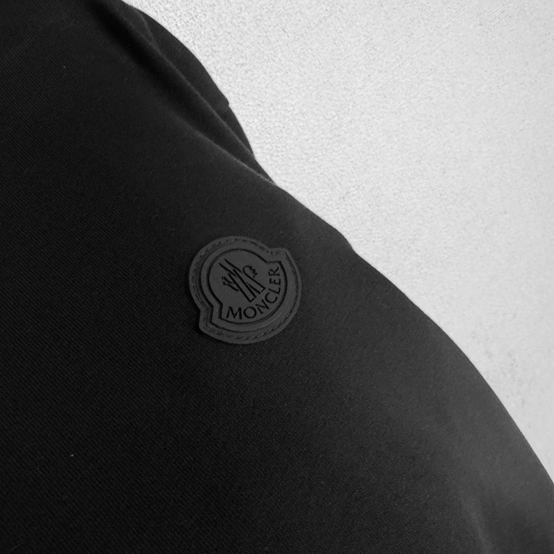 【高級モデル☆ラバーロゴ☆アームデザイン】モンクレール ロンT 長袖 入手困難