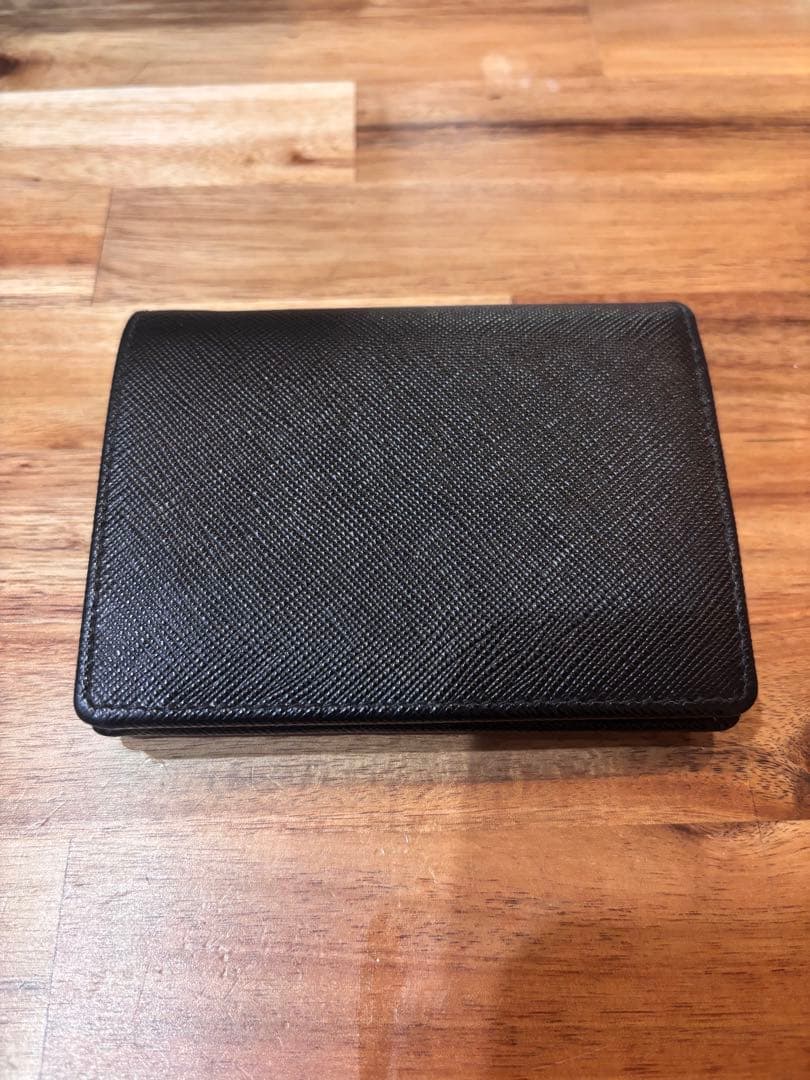 PRADA 財布 未使用 ゴールド