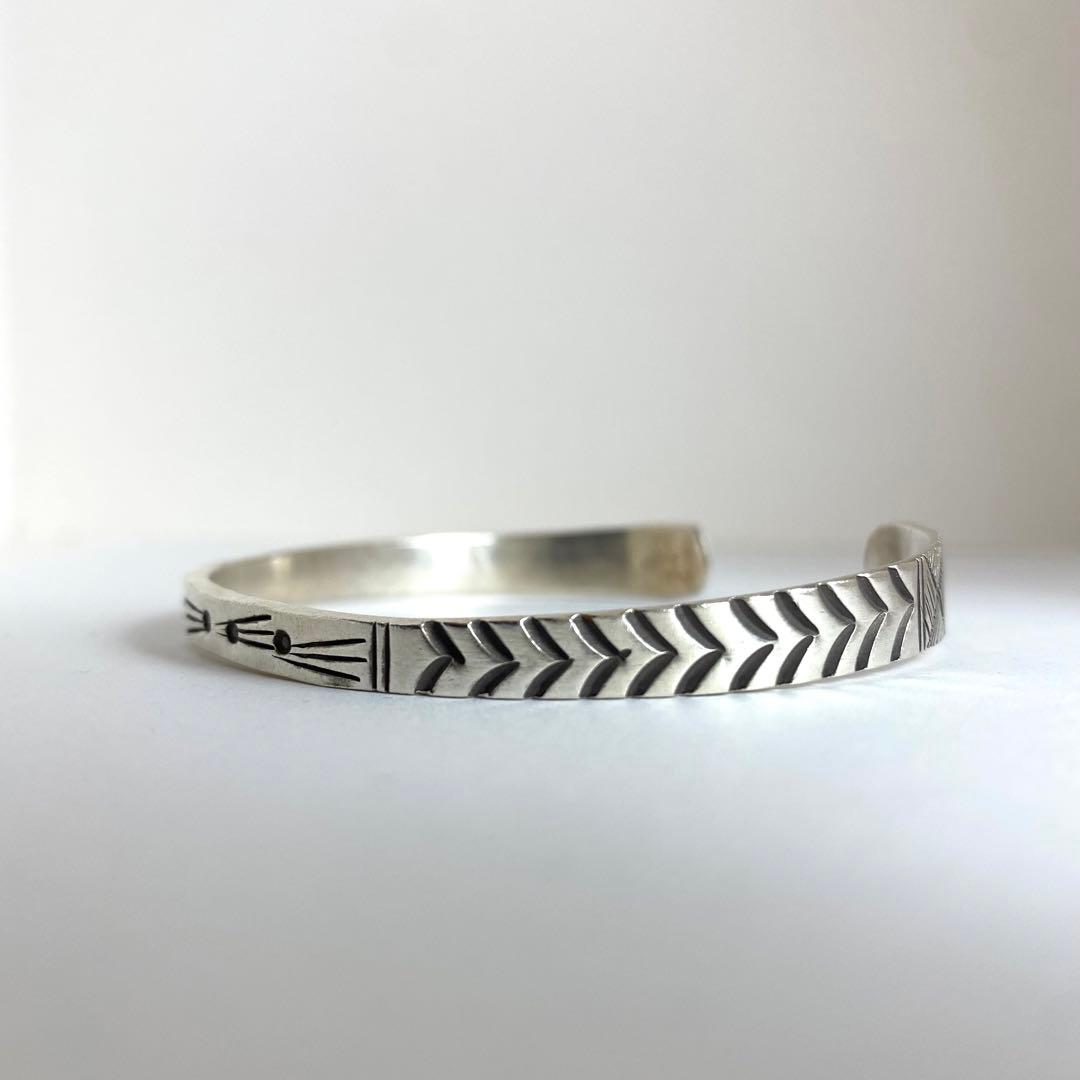 1002 カレン　シルバー　バングル　ブレスレット　ハンドメイド　布袋付　925