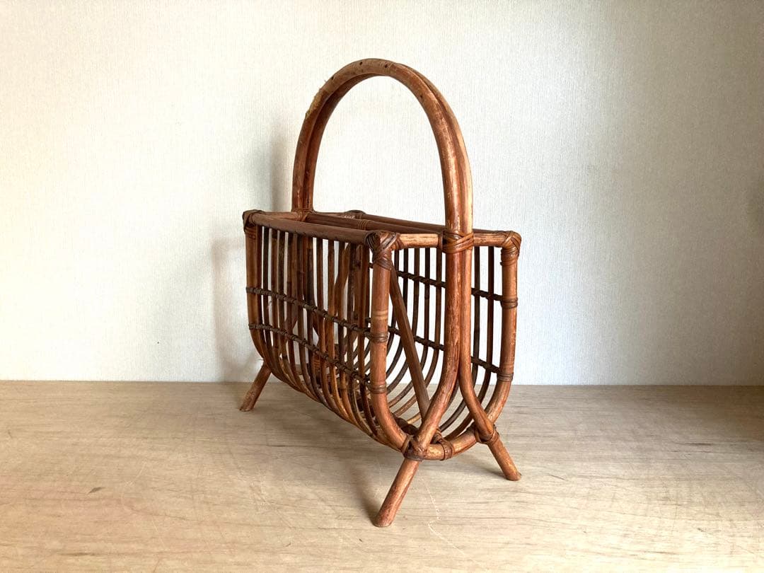 【送料込】アンティークのマガジンラック　スリッパ収納　野菜や果物の格納にも